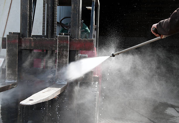  Romoland, CA Pressure Washing Pros